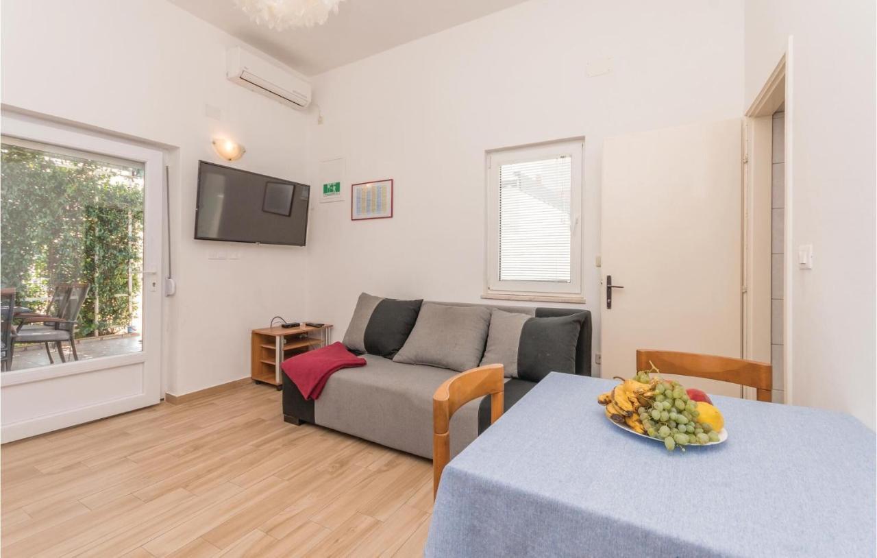Apartments In Turanj, 20M From The Beach Sukošan Exterior foto